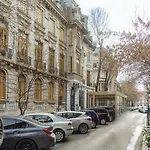 Charming 2bdr Apt Downtown * Bukarest