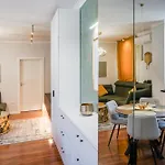 Apartman Charming 2bdr Apt Downtown