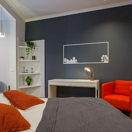 דירה Charming 2bdr Apt Downtown