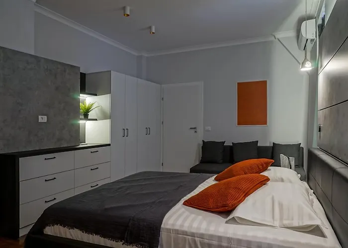 Apartament Charming 2bdr Apt Downtown Bucureşti