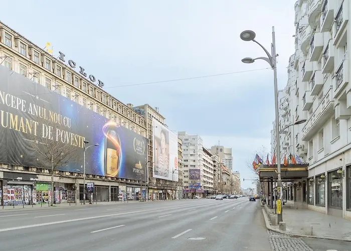 Charming 2bdr Apt Downtown Apartament