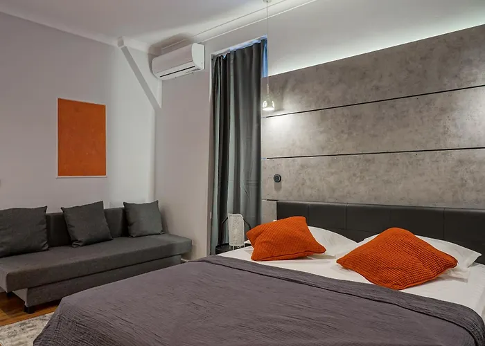 Apartament Charming 2bdr Apt Downtown *